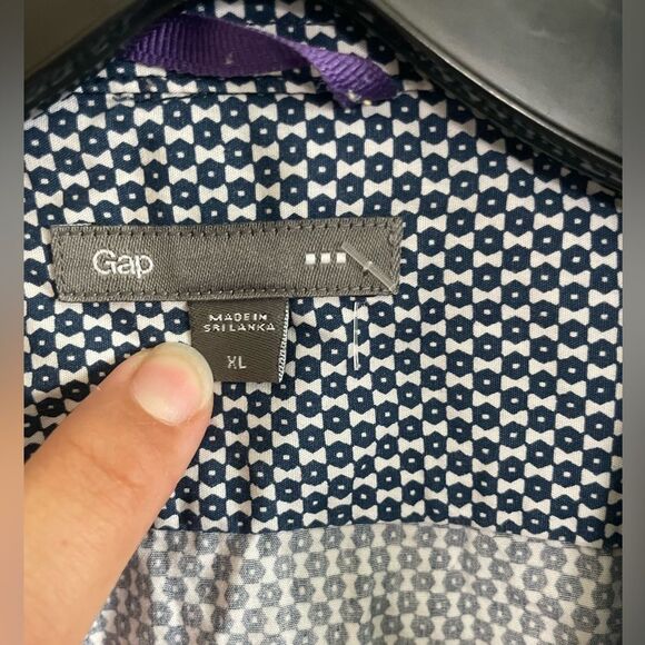 Gap Women’s Navy and White Hexagon Pattern Button Down Shirt 100% Cotton SZ XL - Picture 4 of 6